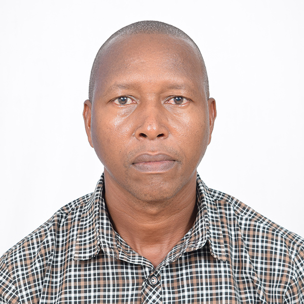 Moses Ngumo, Real Estate Agent